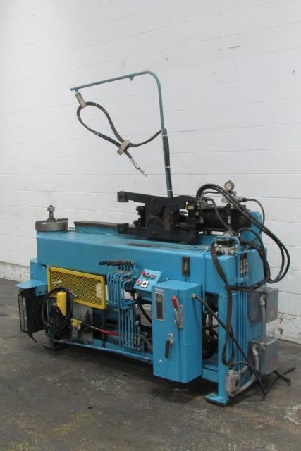 Additional image #1 for 5-1/2" Clarke & Lewis #CL-310 Hydraulic Tube Bender