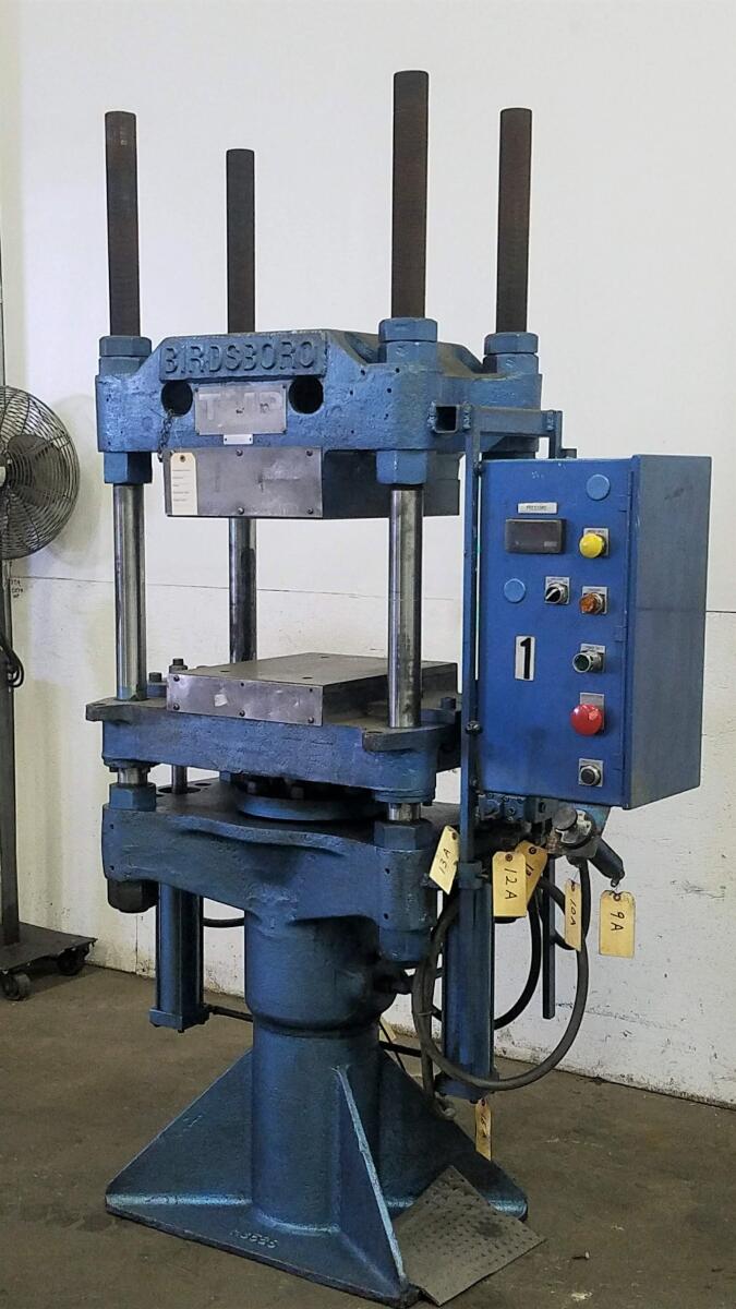 Additional image #1 for TMP 4-Post Hydraulic Press