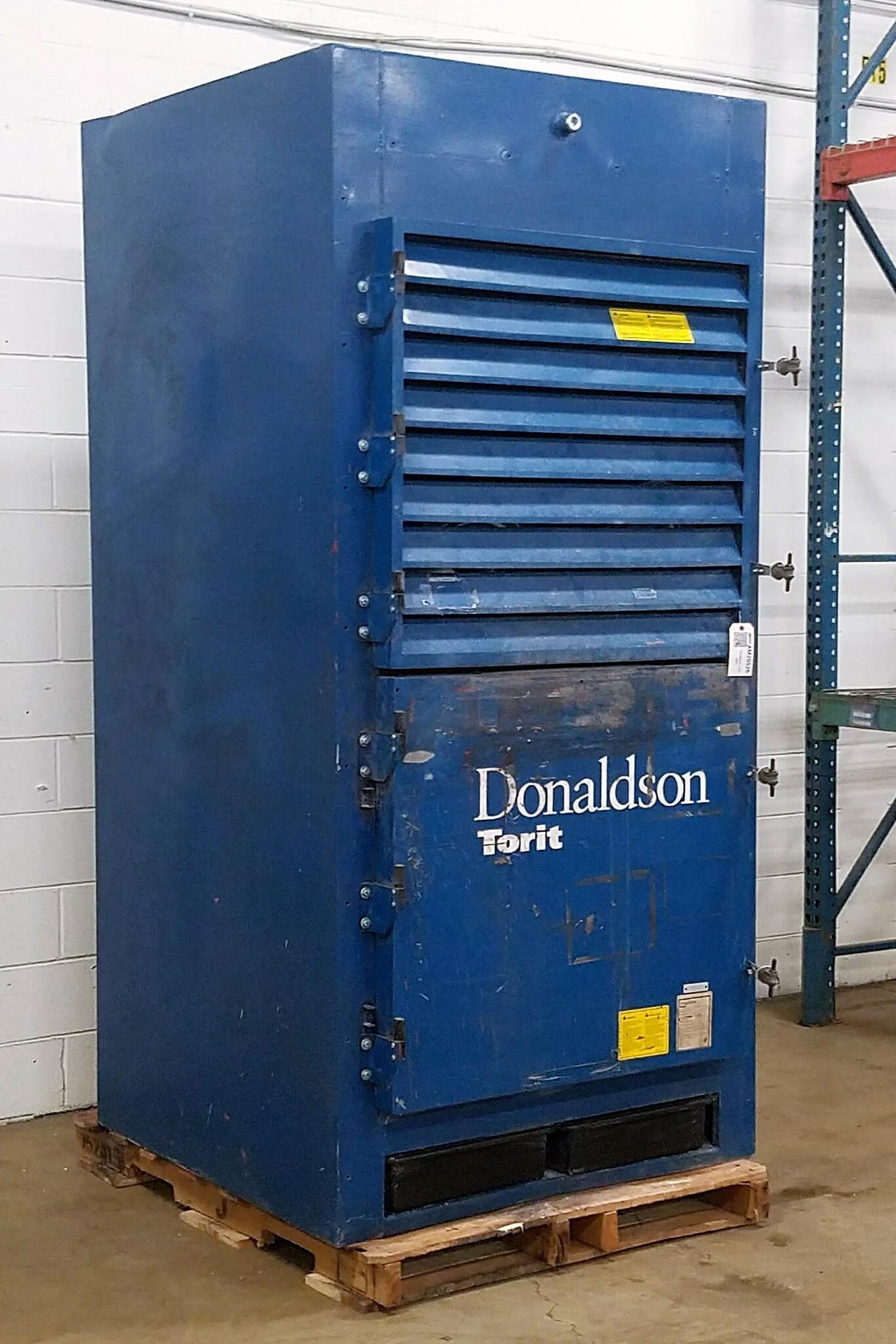 5,500 cfm Donaldson Torit #DWS-6 Booth & Backdraft Dust Collector - SOLD