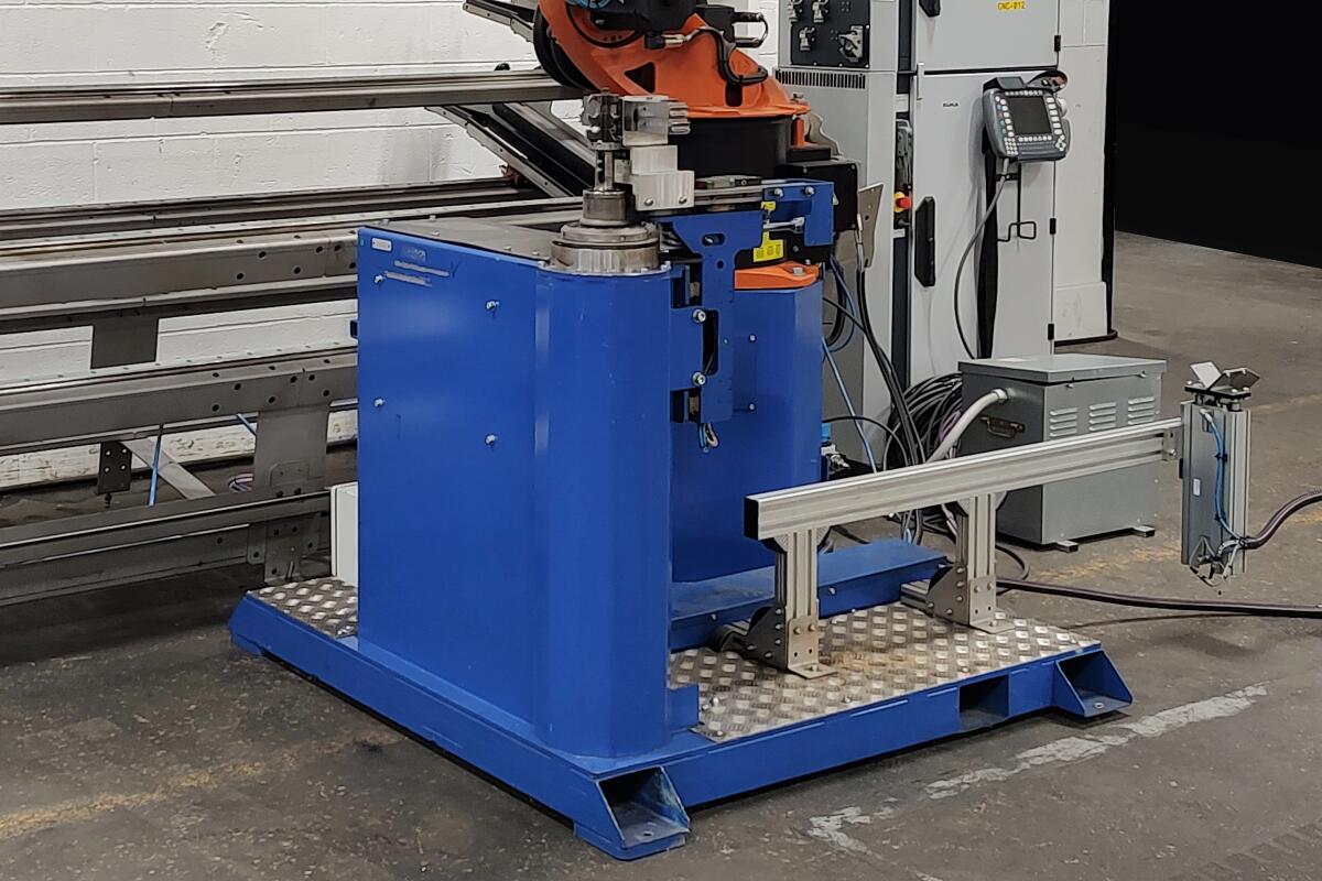 Additional image #1 for 1/2" (12mm) Eaton Leonard #Tulip Bender w Kuka Robot and Automatic Tube Loader - New in 2012 CNC Tube Benders/CNC Pipe Benders  Tube Forming