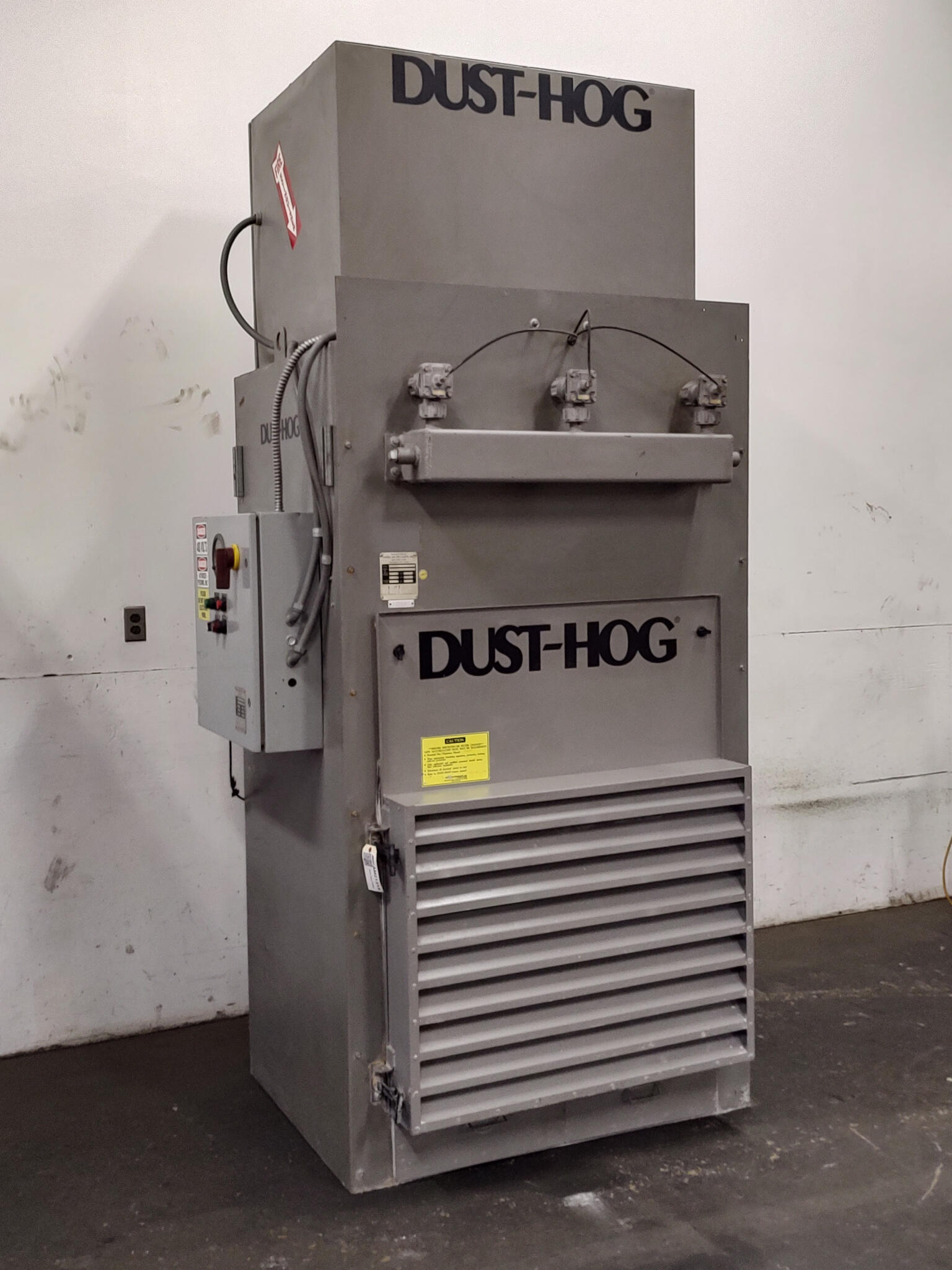 4,500 cfm UAS / Dust-Hog #FFBW Booth & Backdraft Dust Collector